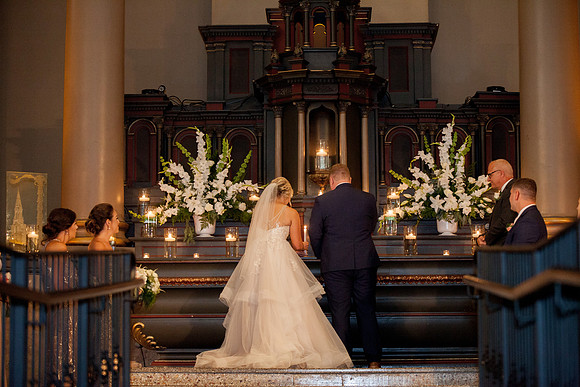 ibold_wed-410