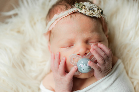 Bell_Newborn-96