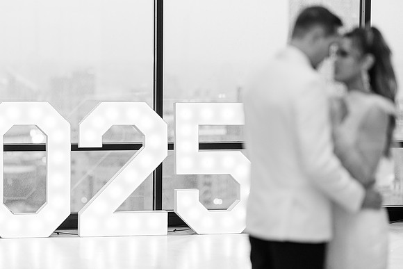 LonnemanNYECelebration_Faves-415
