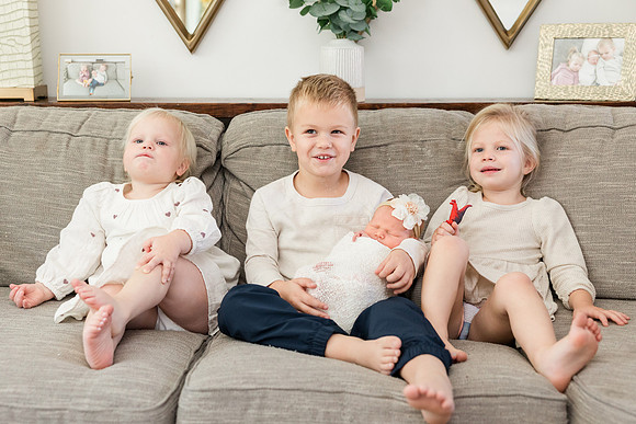 HalleBell_NewbornSession-7