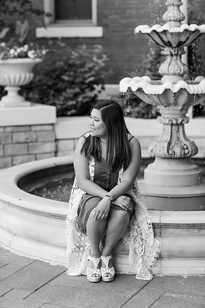 EmmaLogsdon_SeniorSession-37