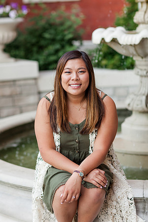 EmmaLogsdon_SeniorSession-40