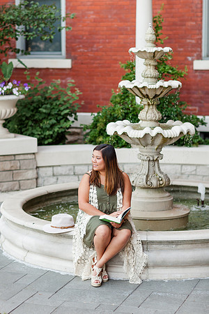 EmmaLogsdon_SeniorSession-50