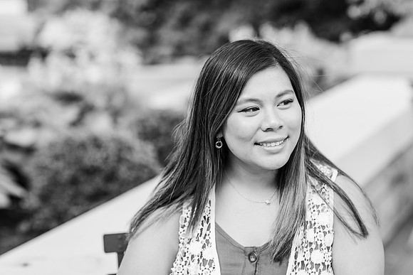 EmmaLogsdon_SeniorSession-72