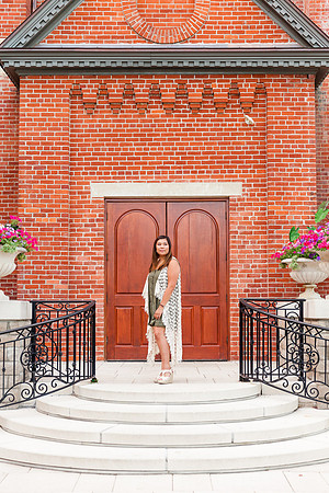 EmmaLogsdon_SeniorSession-97