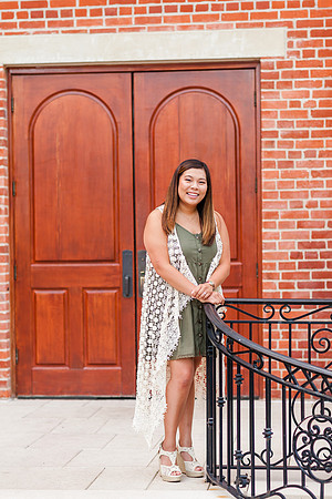 EmmaLogsdon_SeniorSession-101