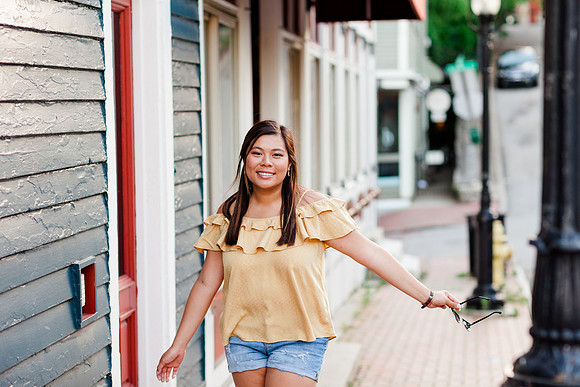 EmmaLogsdon_SeniorSession-137