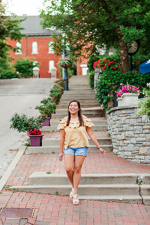 EmmaLogsdon_SeniorSession-165