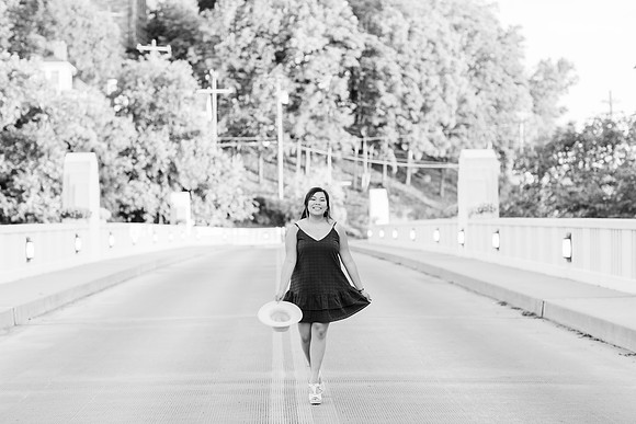 EmmaLogsdon_SeniorSession-174