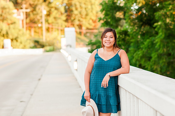 EmmaLogsdon_SeniorSession-179