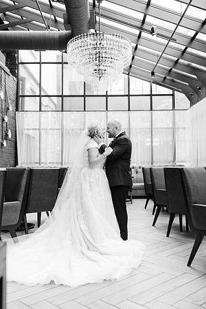 Mitchell+Brammer_WeddingFaves-318