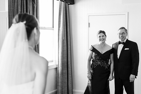 Moulas+Schneider_WeddingSneakPeek-16