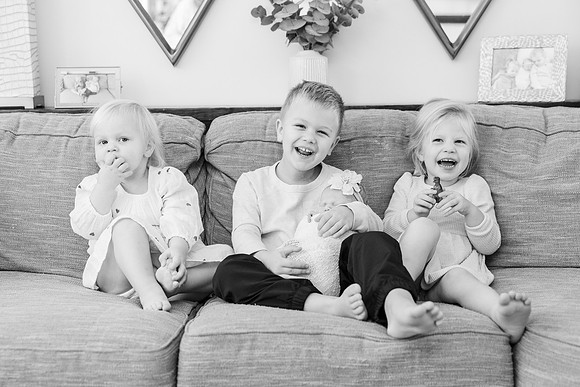 HalleBell_NewbornSession-9