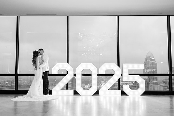LonnemanNYECelebration_Faves-428
